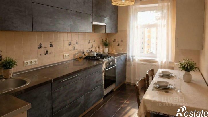 3-комн квартира Колобова ул,дом 18к6