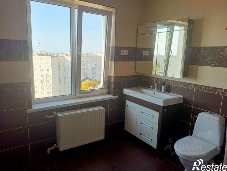 3-комн квартира Колобова ул,дом 18к6