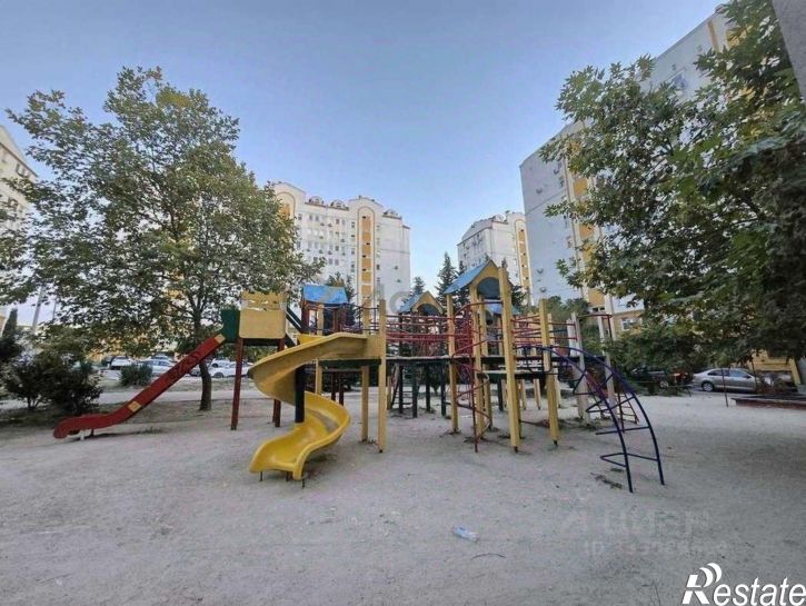 3-комн квартира Колобова ул,дом 18к6