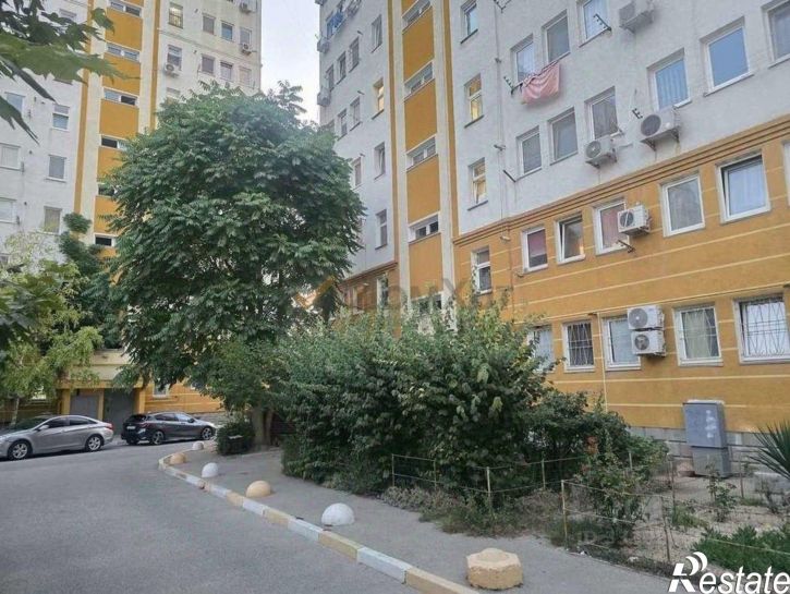 3-комн квартира Колобова ул,дом 18к6