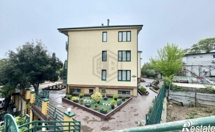 2-комн квартира муниципальный округ Ялта, Алупка, улица Первого Мая, 1В