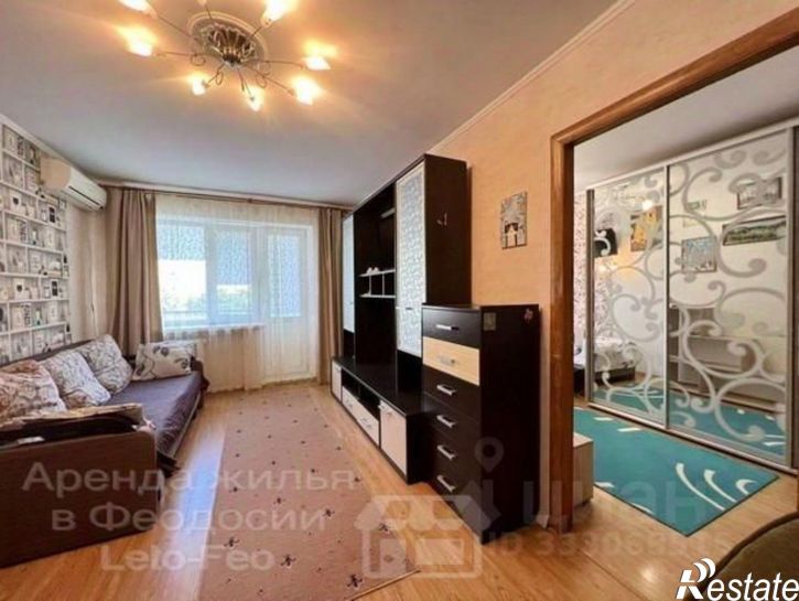 2-комн квартира Феодосия, бульвар Старшинова