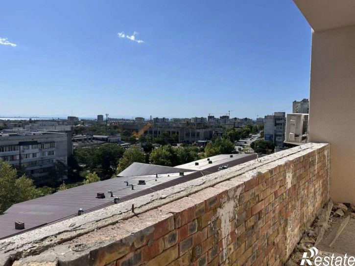3-комн квартира Интернациональная ул,дом 130к1