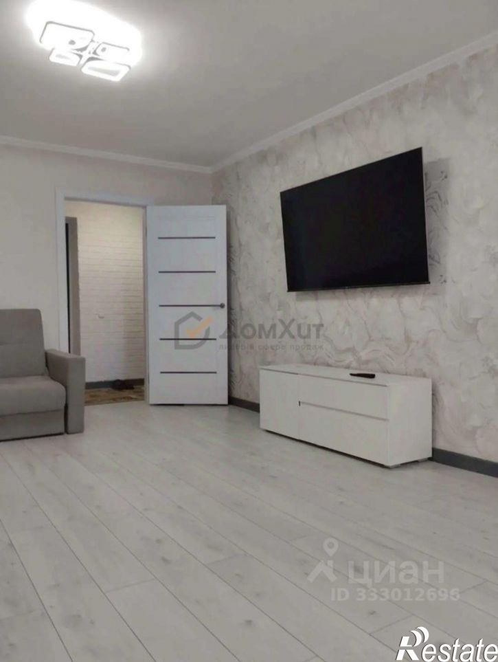 2-комн квартира Молочное с,дом 4