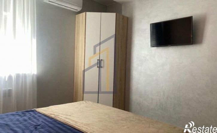 2-комн квартира Евпатория, проспект Ленина, 68к42