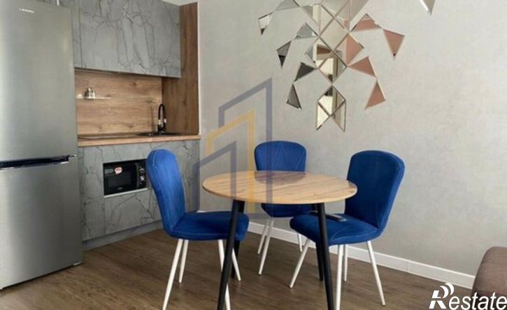 2-комн квартира Евпатория, проспект Ленина, 68к42