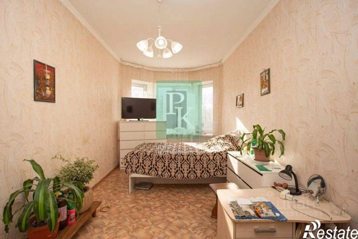 3-комн квартира г Инкерман, улица Умрихина, д 20