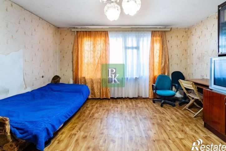 3-комн квартира улица Колобова, д 21