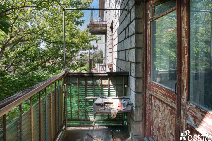 3-комн квартира улица Дроздова, д 3