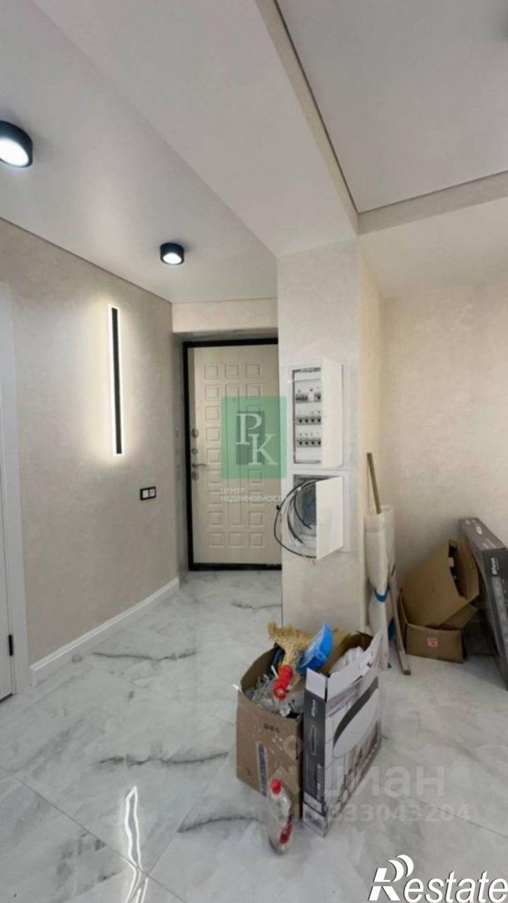 3-комн квартира улица Александра Маринеско, д 8