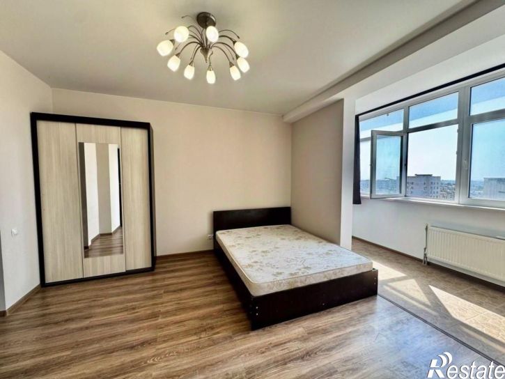 1-комн квартира ул Александра Маринеско, 8а,  д. 8а