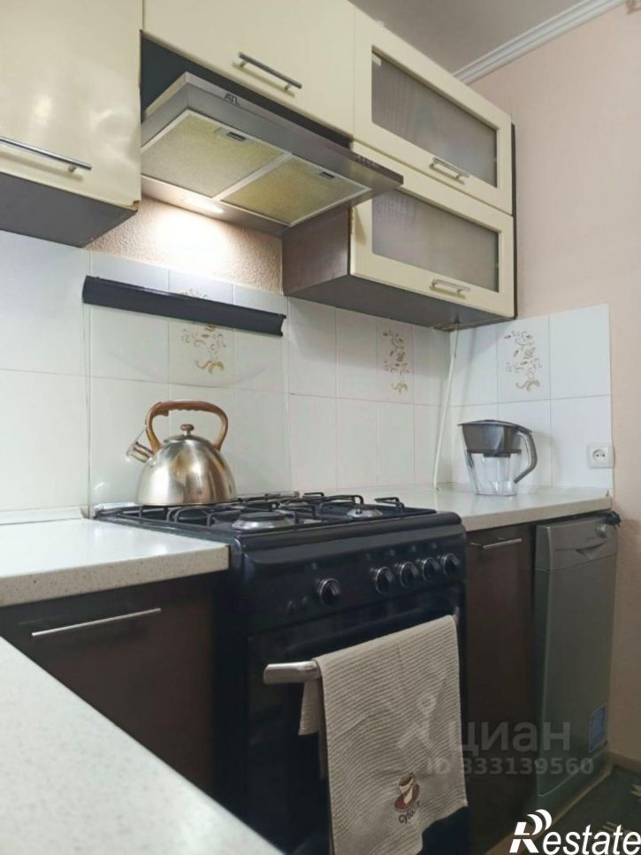 3-комн квартира Красногвардейский район, Петровка с