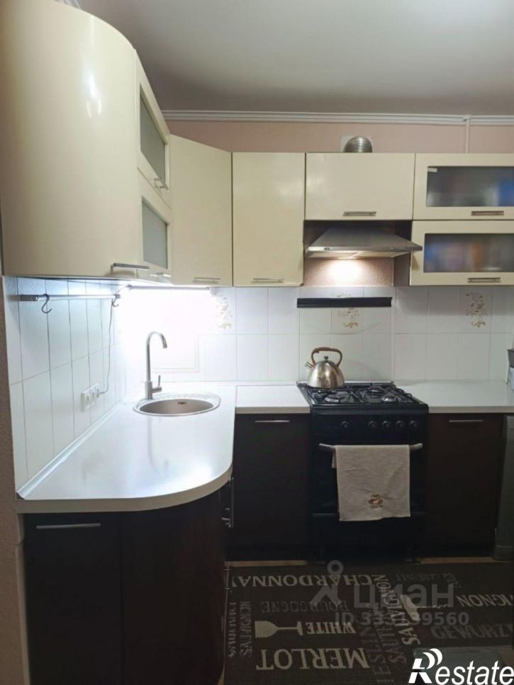 3-комн квартира Красногвардейский район, Петровка с