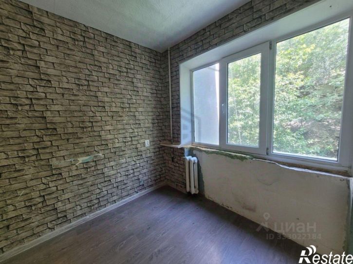 2-комн квартира Ялта, Горького ул., 30