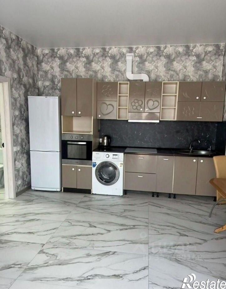 2-комн квартира ул Учительская, 4,  д. 4