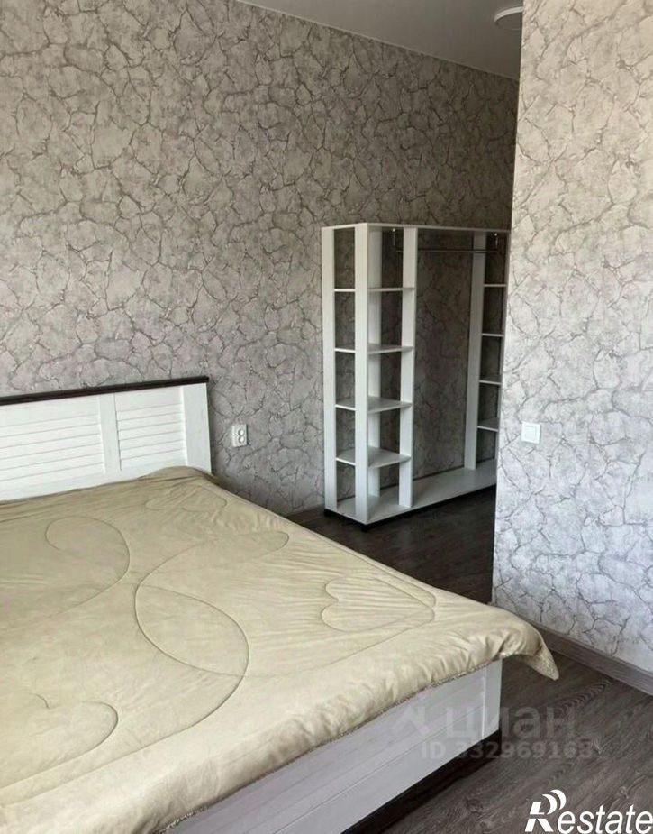 2-комн квартира ул Учительская, 4,  д. 4