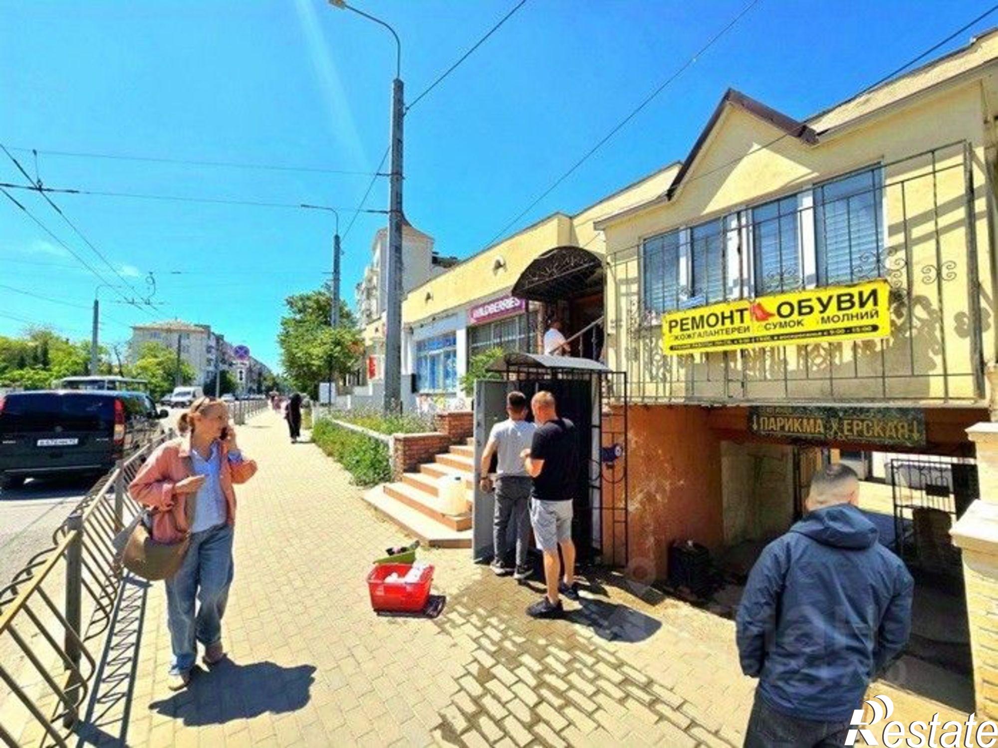 Купить торговое помещение за 3 700 000 рублей на ул Льва Толстого, 14