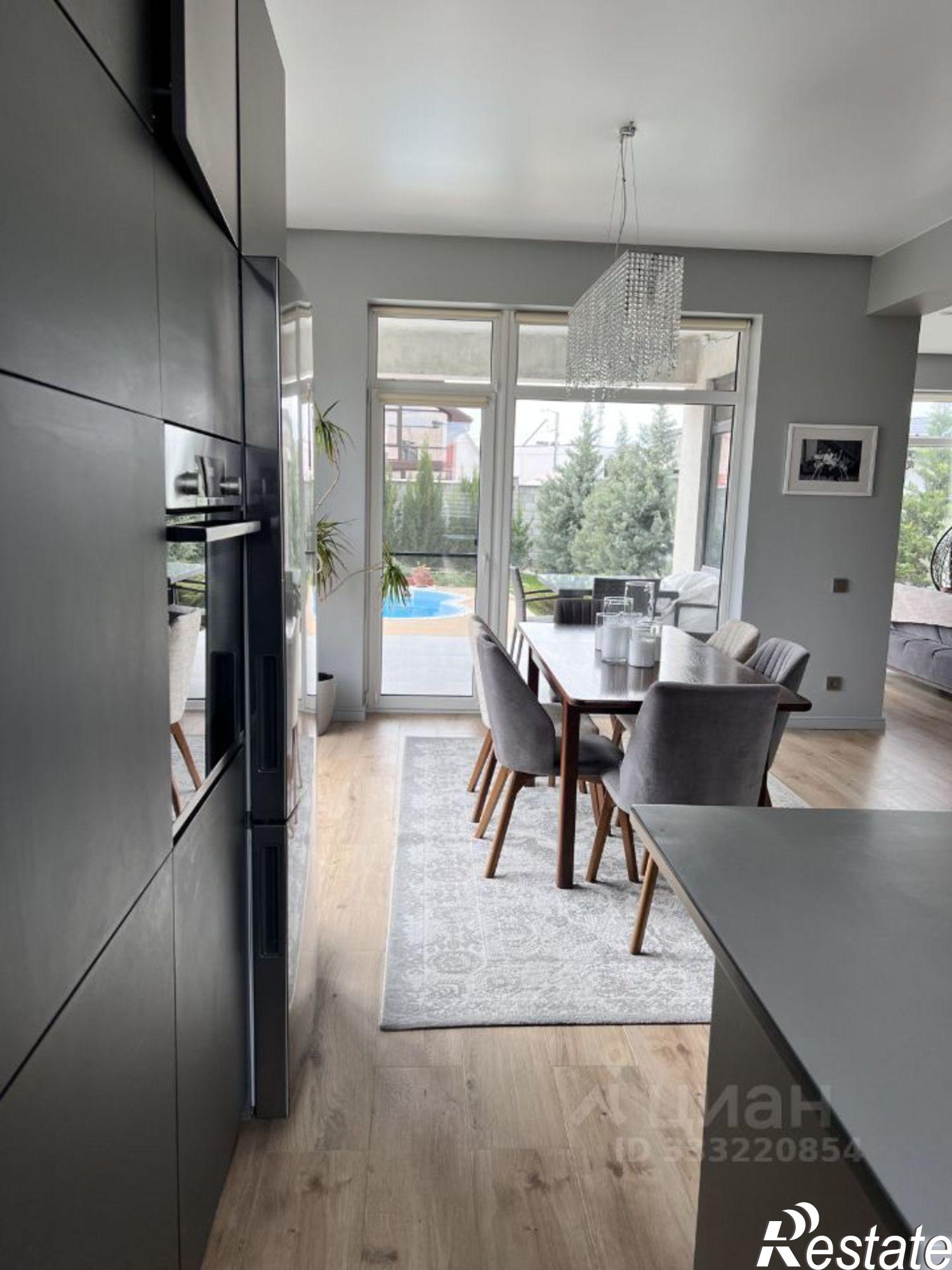 Купить дачу, дом, коттедж за 37 800 000 рублей на Сакский район