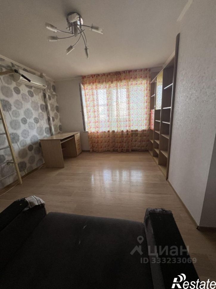 2-комн квартира Севастополь, улица Адмирала Фадеева, 13Б