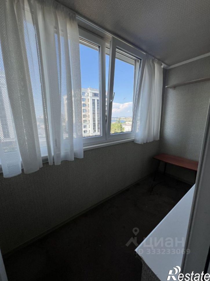 2-комн квартира Севастополь, улица Адмирала Фадеева, 13Б
