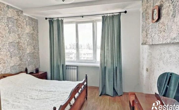 3-комн квартира Евпатория, улица 9 Мая, 84