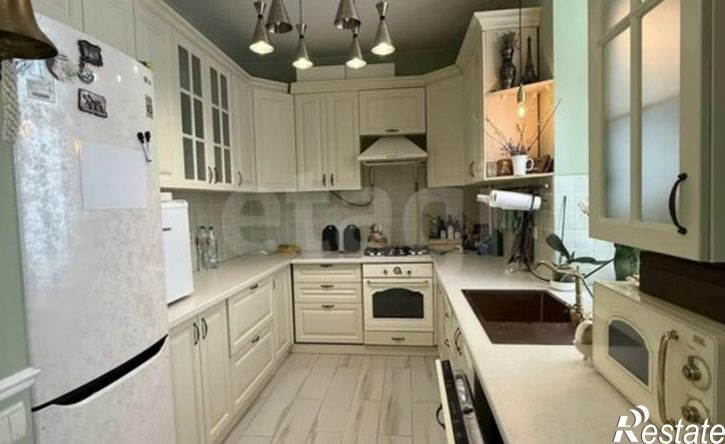 3-комн квартира Севастополь, улица Олега Кошевого, 5