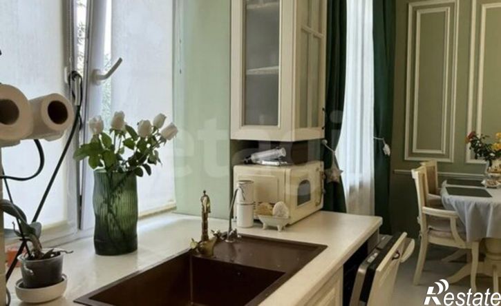 3-комн квартира Севастополь, улица Олега Кошевого, 5