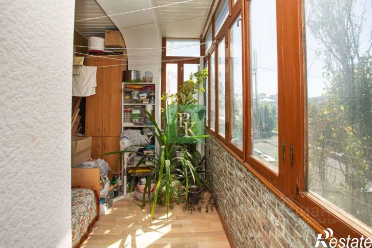 4-комн квартира улица Адмирала Юмашева, д 19в