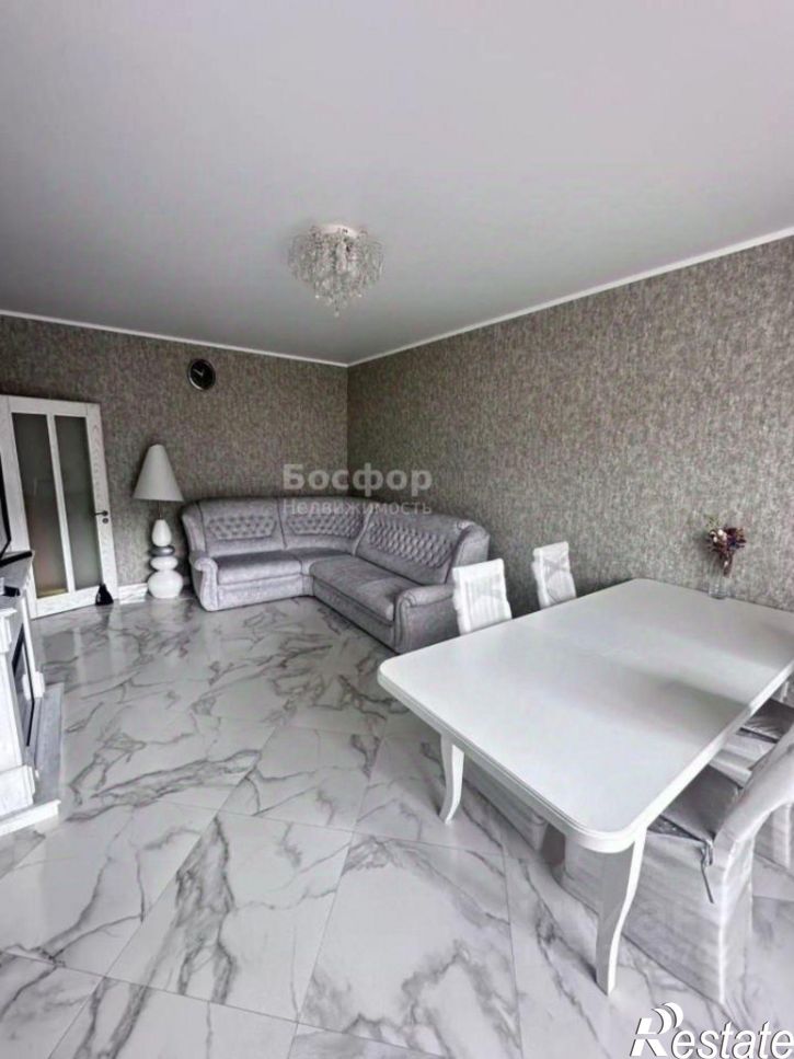 3-комн квартира Феодосия, улица Габрусева, 13Б