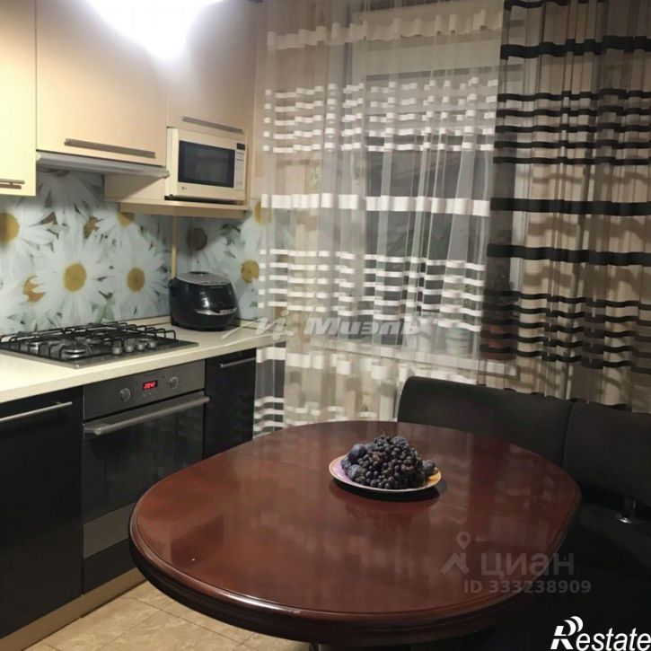 2-комн квартира Симферополь г., им. Матэ Залки ул., д.7