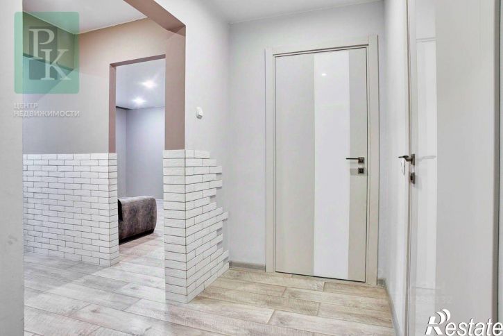 3-комн квартира улица Комбрига Потапова, д 31