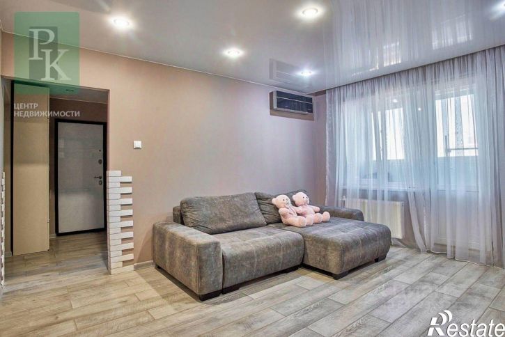 3-комн квартира улица Комбрига Потапова, д 31