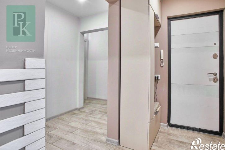 3-комн квартира улица Комбрига Потапова, д 31