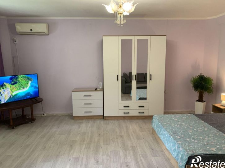 3-комн квартира Ялта, улица Чехова, 1