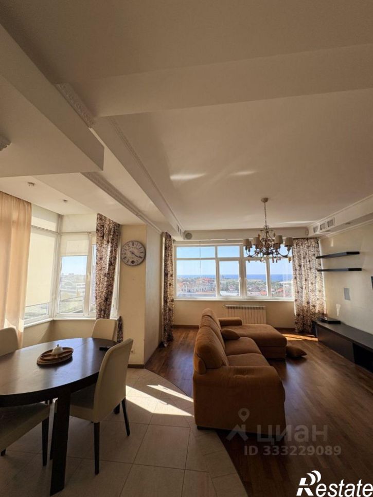 3-комн квартира Севастополь, улица Мечникова, 1
