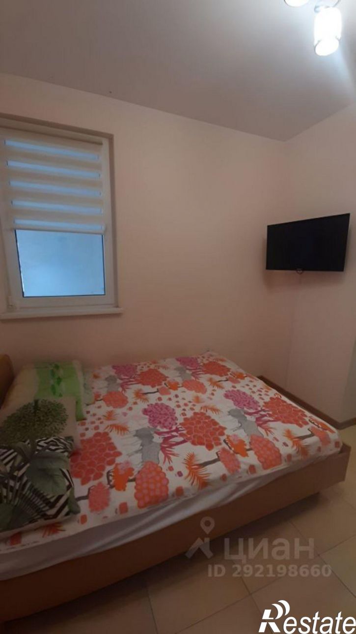 2-комн квартира Ялта, улица Сеченова, 21/31к2