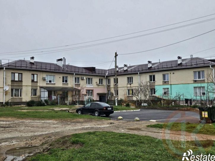 2-комн квартира Сакский р-н, Суворовское с