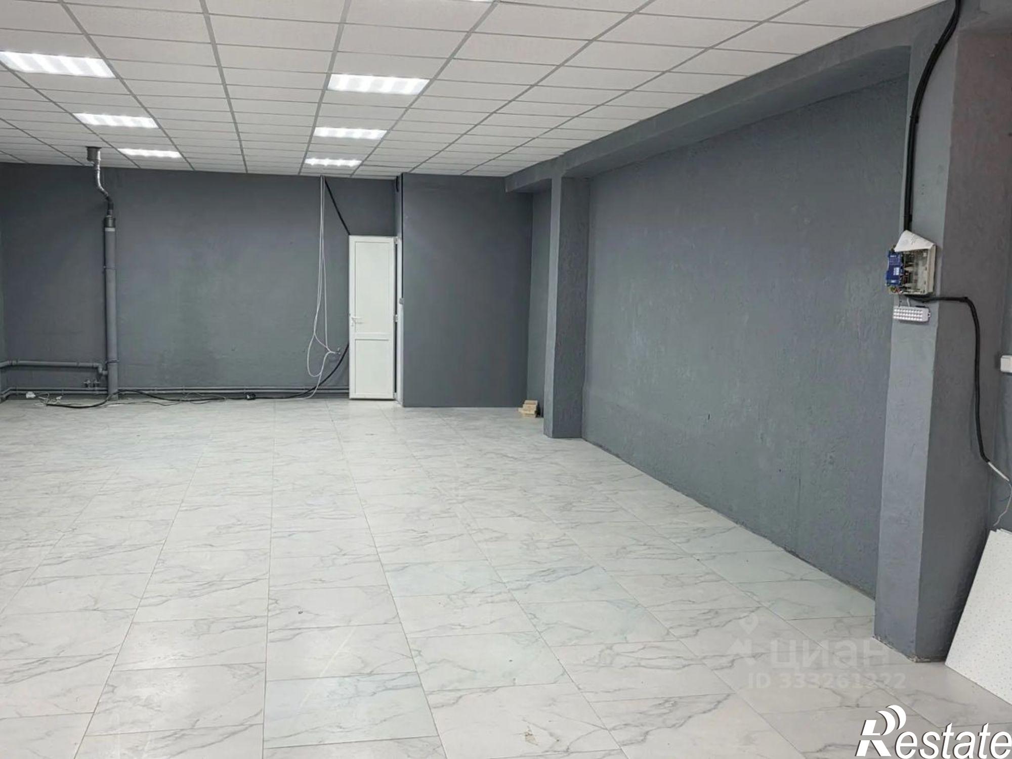 Сдать торговое помещение за 142 500 рублей на Керчь, улица Генерала Петрова