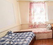 комната 67 кв м ул Днепровская, 37