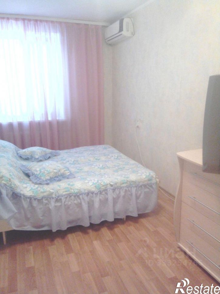 2-комн квартира пр-кт Героев Сталинграда, 37,  д. 37