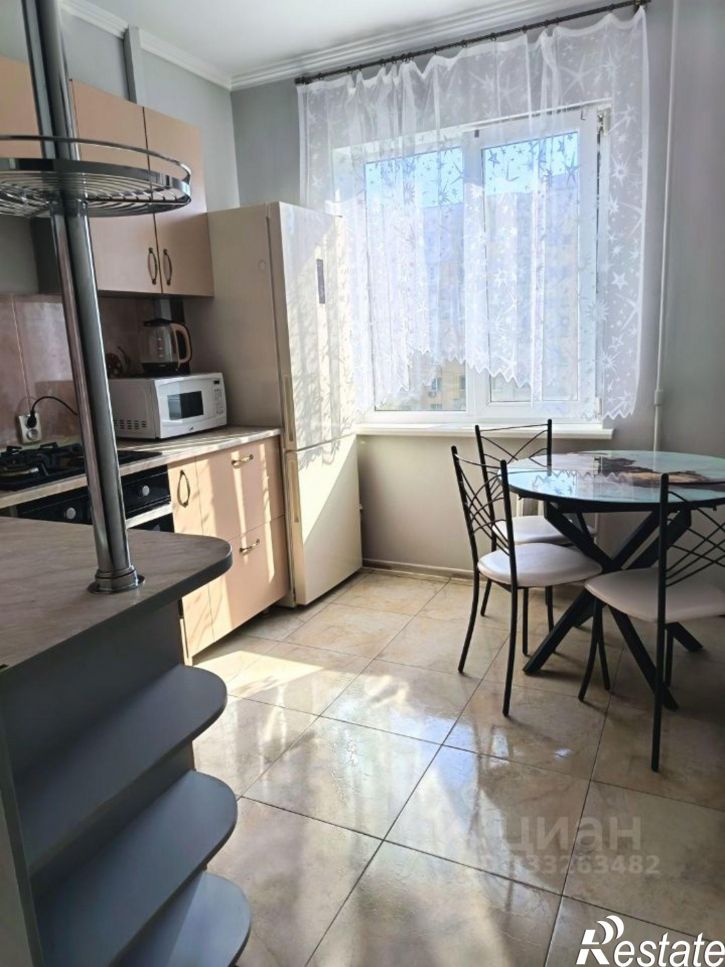 2-комн квартира Симферополь, улица Дружбы, 64