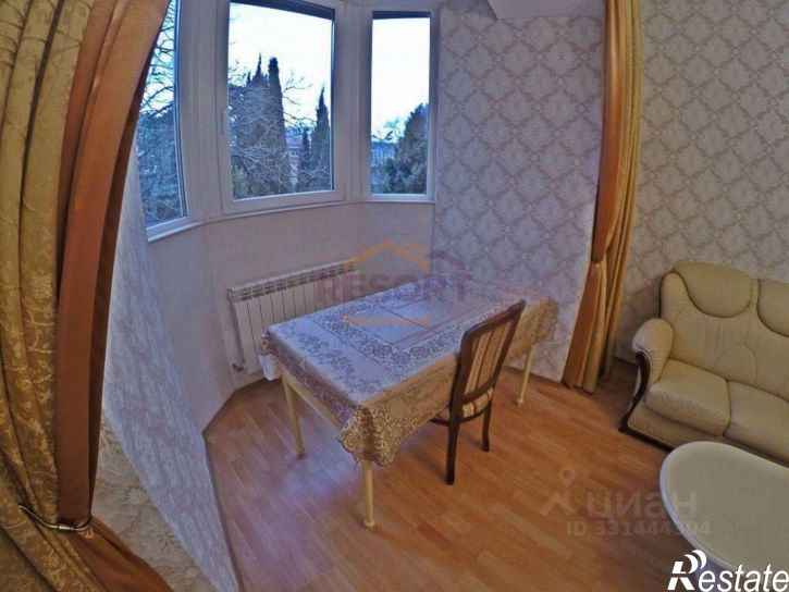 2-комн квартира Ялта г., Васильева ул., 11