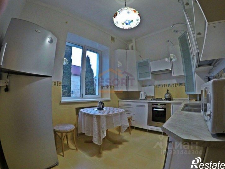 2-комн квартира Ялта г., Васильева ул., 11