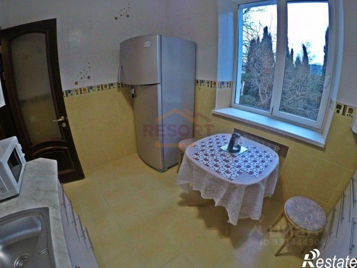 2-комн квартира Ялта г., Васильева ул., 11