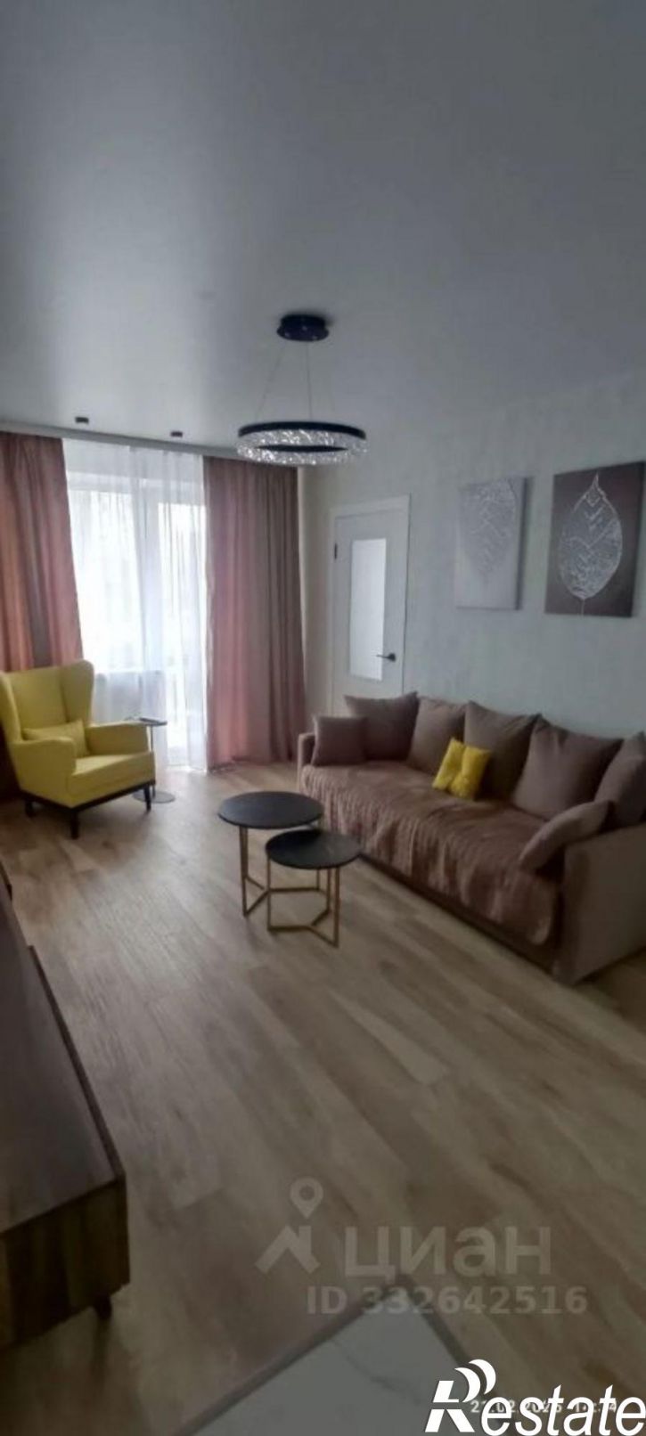 3-комн квартира Керчь, улица Марата, 6