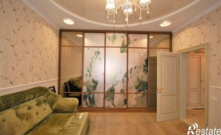 3-комн квартира Евпатория, улица Дёмышева, 110Ак1