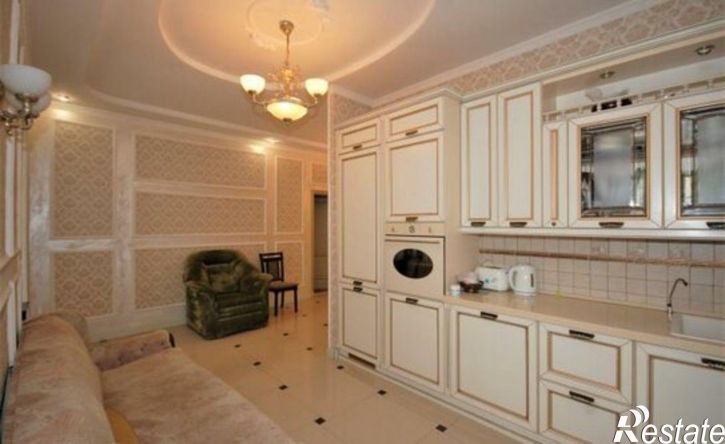 3-комн квартира Евпатория, улица Дёмышева, 110Ак1