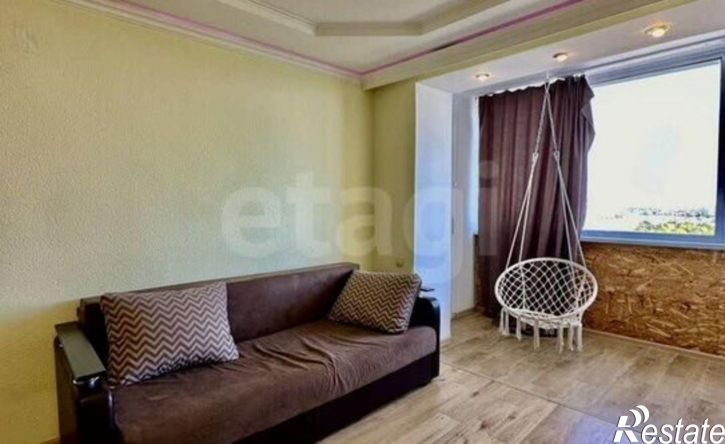 3-комн квартира Евпатория, проспект Победы, 47