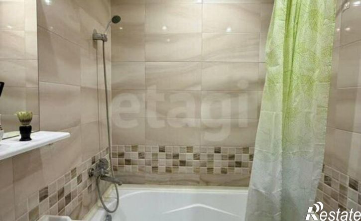 3-комн квартира Евпатория, проспект Победы, 47