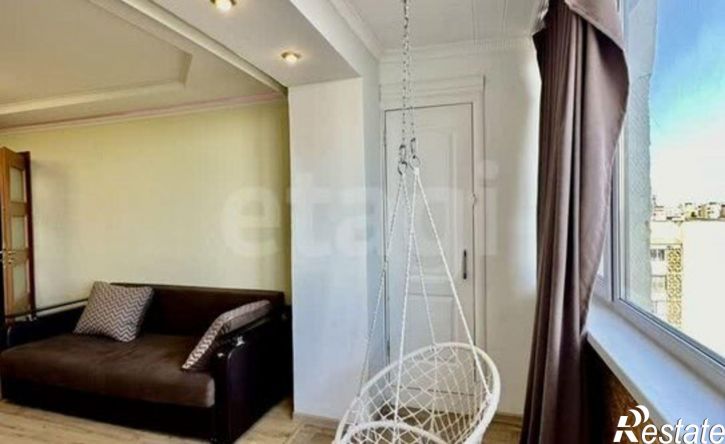 3-комн квартира Евпатория, проспект Победы, 47